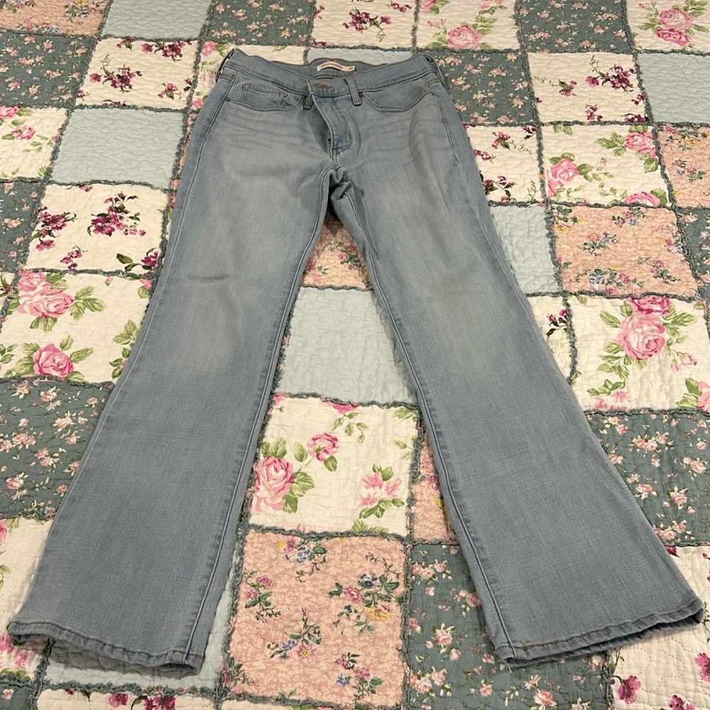 Levi’s Bootcut Jeans